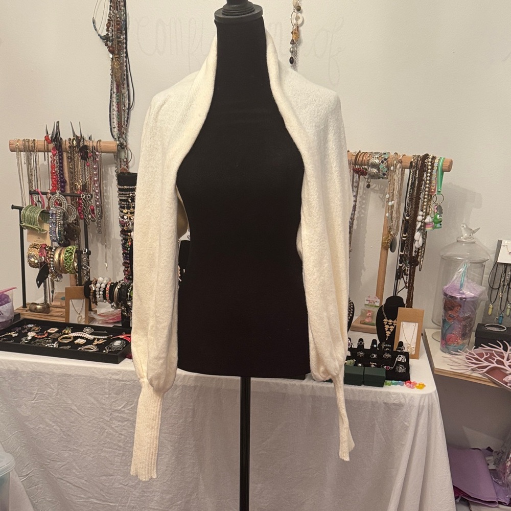 Elegant Cream Women's Sweater/ Shrug